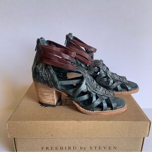 Freebird By Steven Penny Heels Women 7 NEW Distressed Teal Brown Strappy Leather